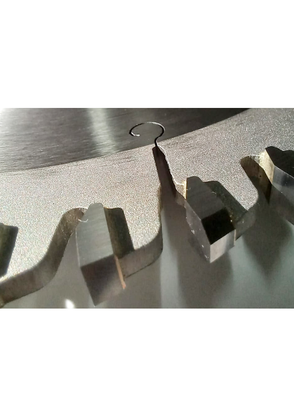 Disco de Serra Circular para MDF 250x3,2/2,2x30 E/D 38O F30 com 80