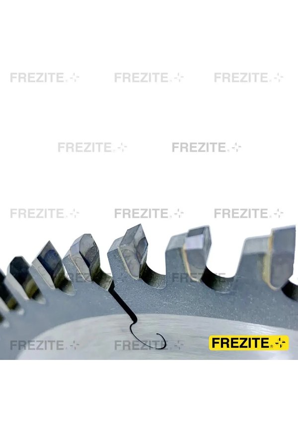 Disco de Serra Circular - S.CIRC.300X3,2/2,2X30 HW Z=96 - Para MDF