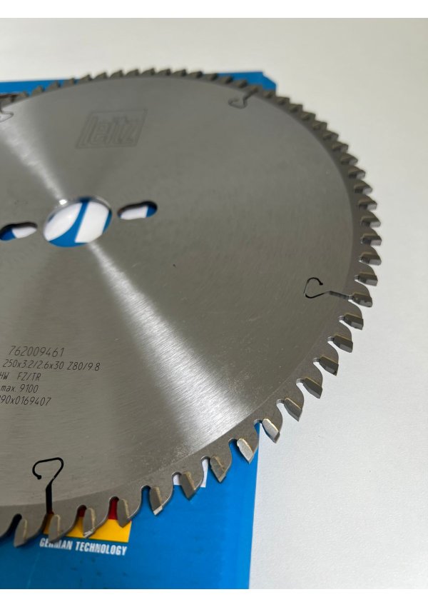 Disco de Serra Circular para Alumínio Trapéz 250x3.2x2.6x30 80